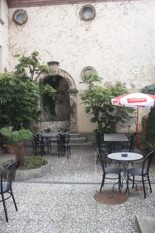 Garni Bar Sport Bed & Breakfast Mendrisio Room photo