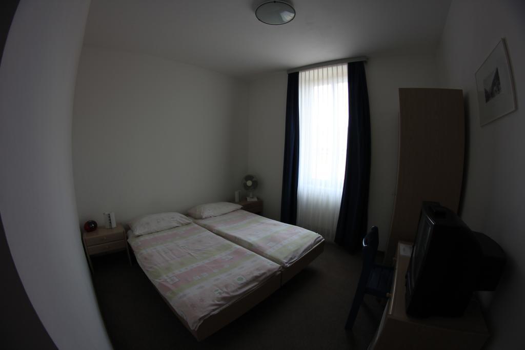 Garni Bar Sport Bed & Breakfast Mendrisio Exterior photo